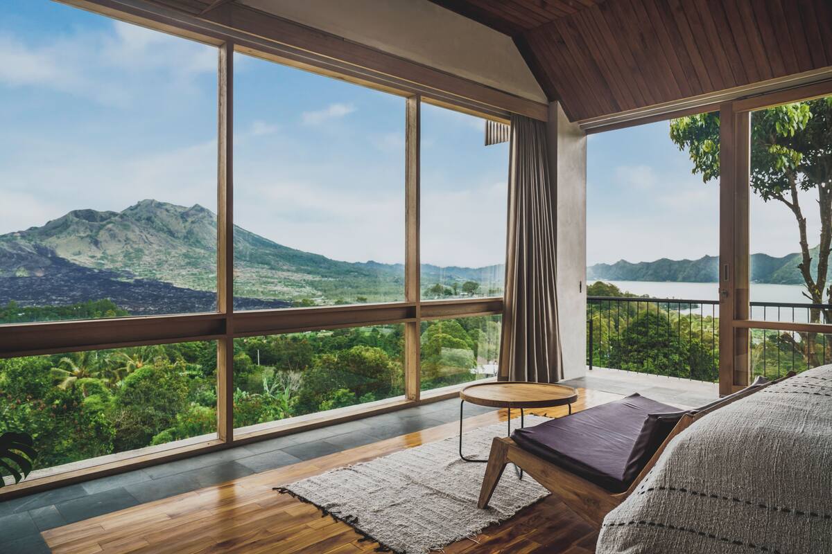 Suíte, vista para a montanha | Roupas de cama premium, cofres nos quartos, escrivaninha