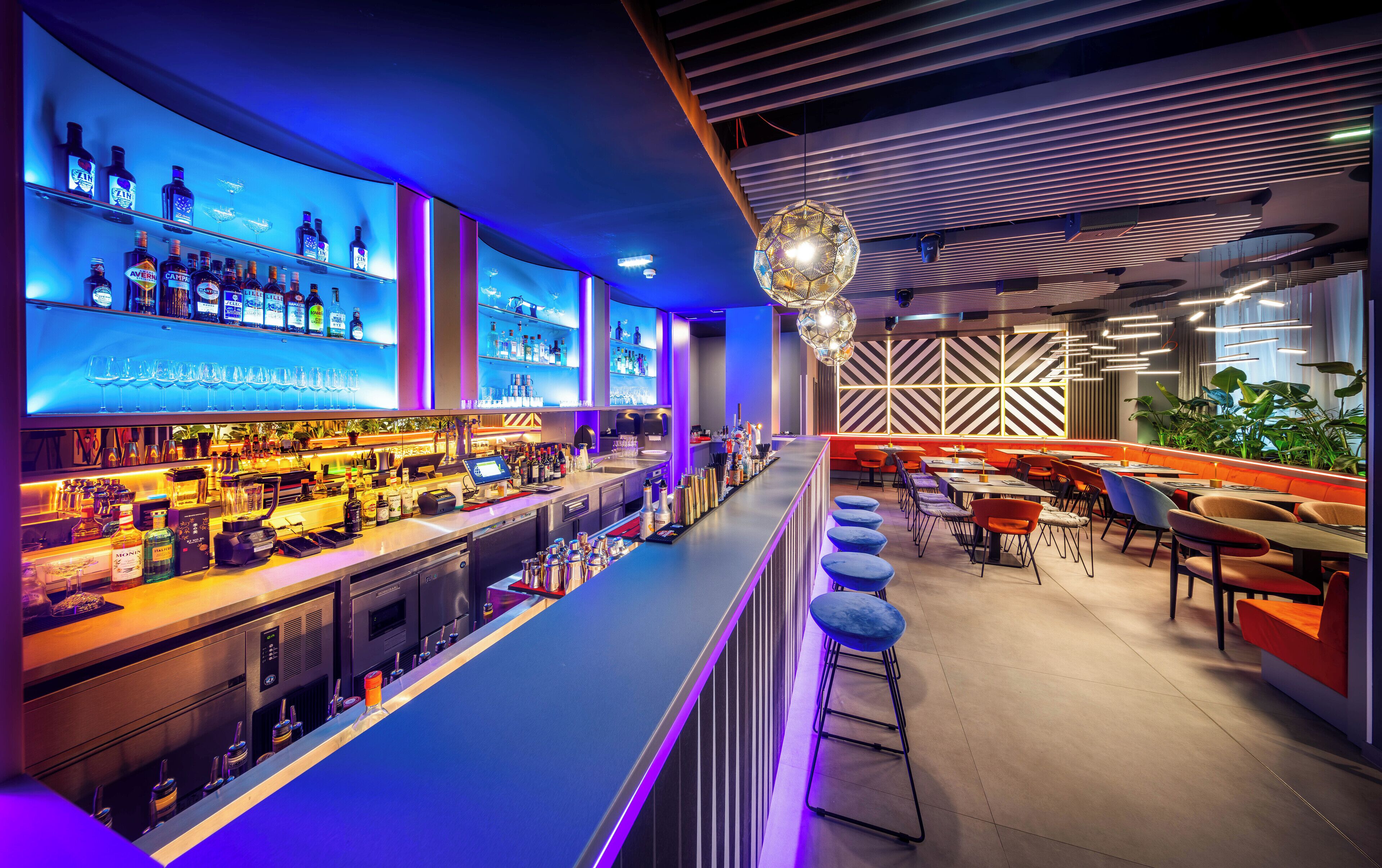 Bar (in der Unterkunft)