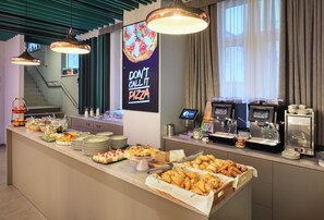 Daily buffet breakfast for a fee