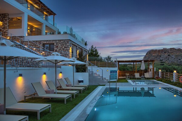 Kouros Stone Suites - Rhodes (Greece)