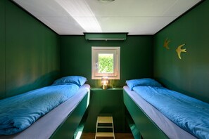 2 dormitoris, escriptori, wifi i roba de llit 