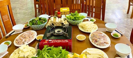 Daily local cuisine breakfast (VND 50000 per person)