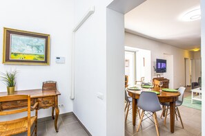 Dining - #lvb Villa 3 Clim2 Terrassesjardinbbqspa Intexpiscine (La Valette-du-Var)