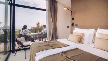 Deluxe-Zimmer | 1 Schlafzimmer, Zimmersafe, Schreibtisch, laptopgeeigneter Arbeitsplatz