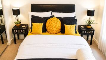 1 bedroom, desk, iron/ironing board, free WiFi