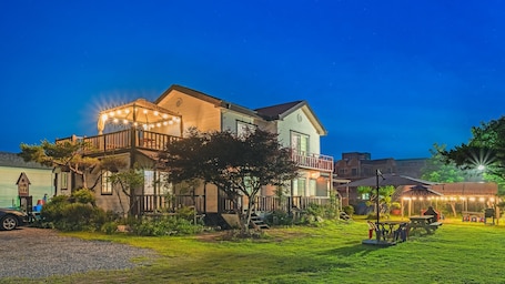 Exterior. Taean Hagampo Coastvalley Pension