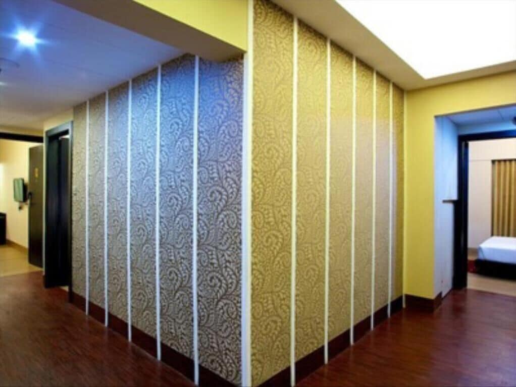 Photo - West Park Inn