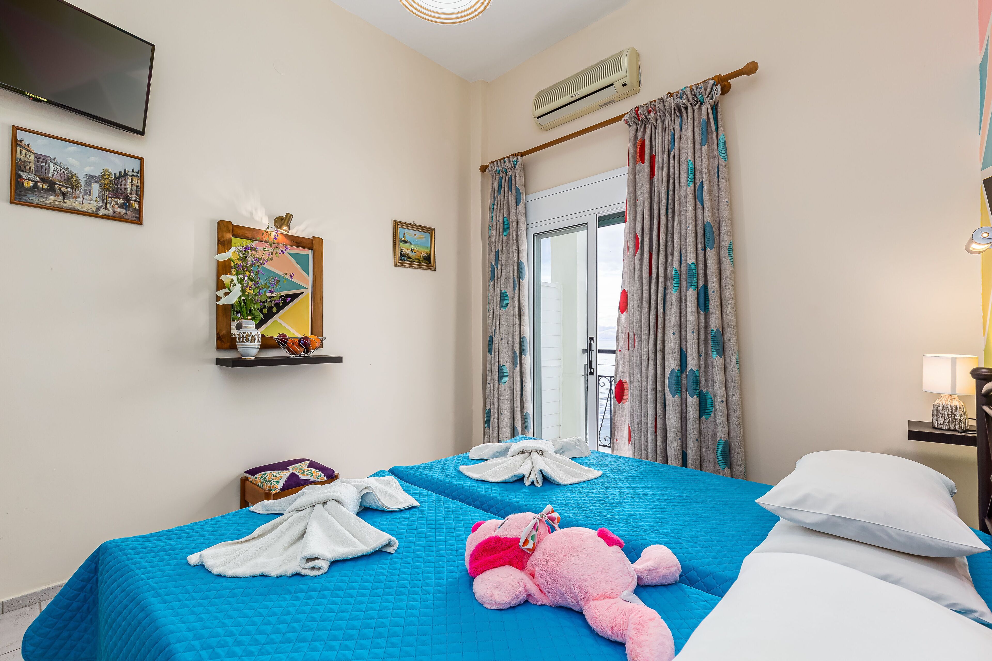 Photo - Riviera Seaside Hotel by Estia