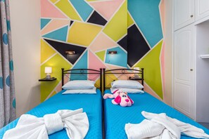 Quarto duplo | Ferros/tábuas de passar roupa, Wi-Fi de cortesia, roupa de cama
