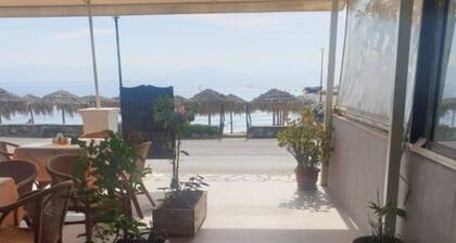 Riviera Seaside Hotel by Estia