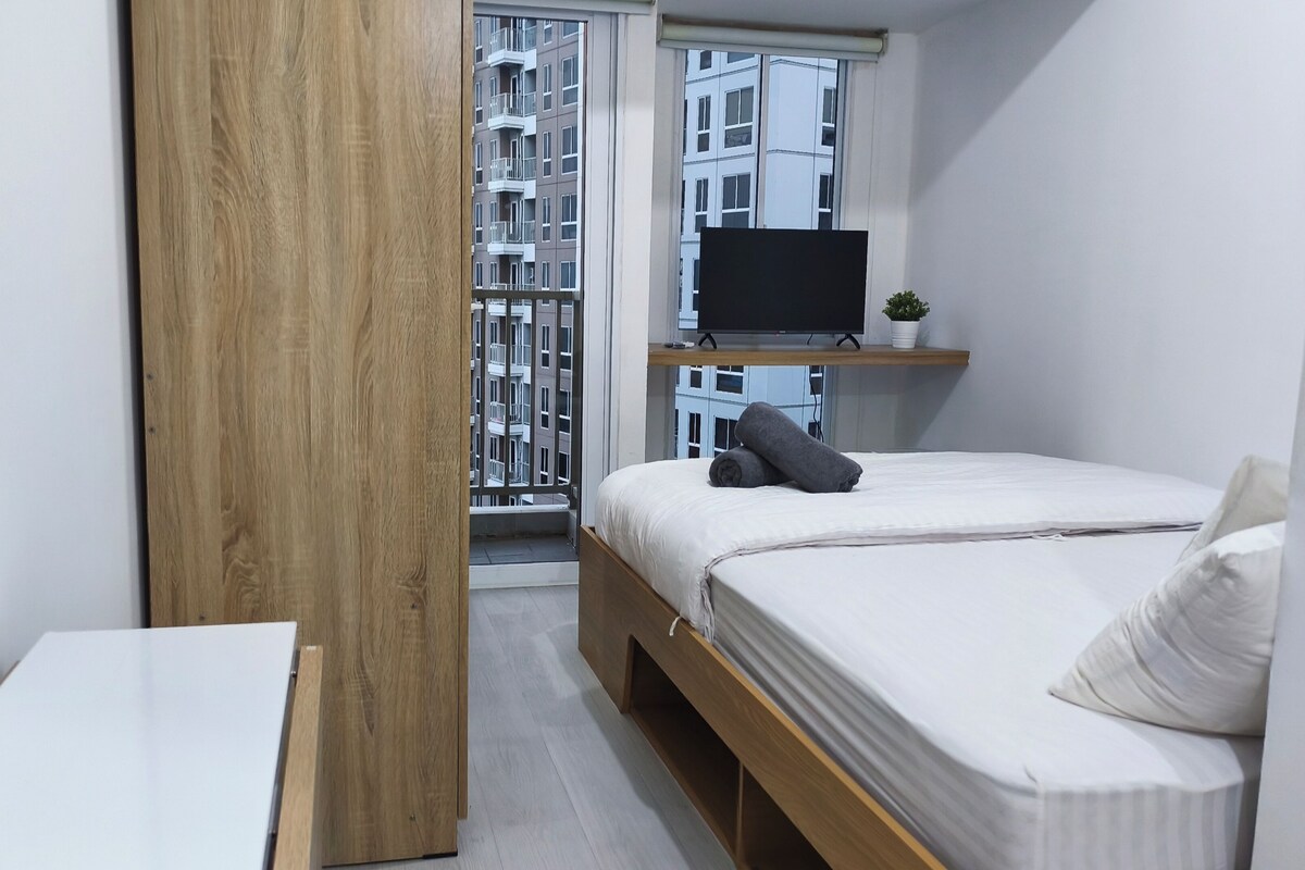 Wifi gratis y ropa de cama 