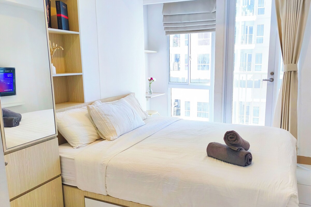 Deluxe Studio Suite