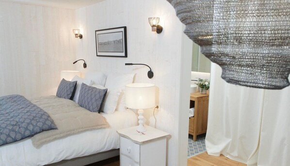 4 bedrooms, Internet, bed sheets