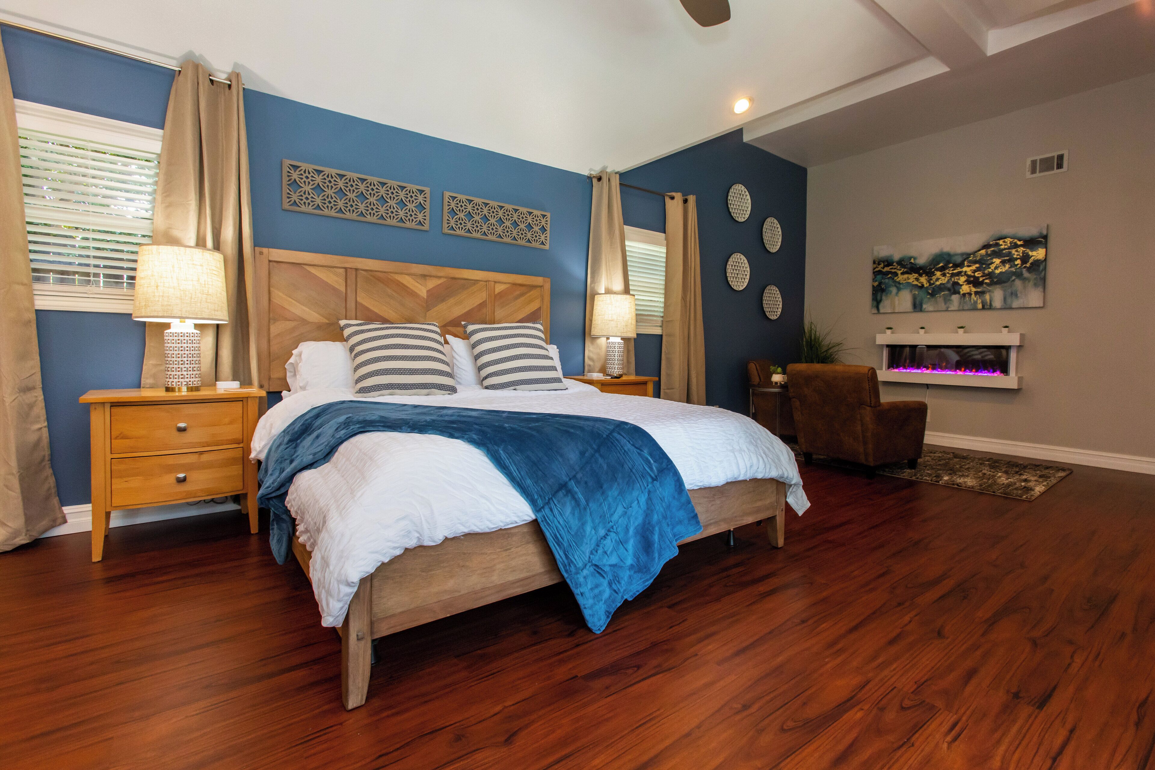 4 Bedroom House | Mission Viejo | Loft | Game Room | WiFi | W/D | BBQ | Backyard