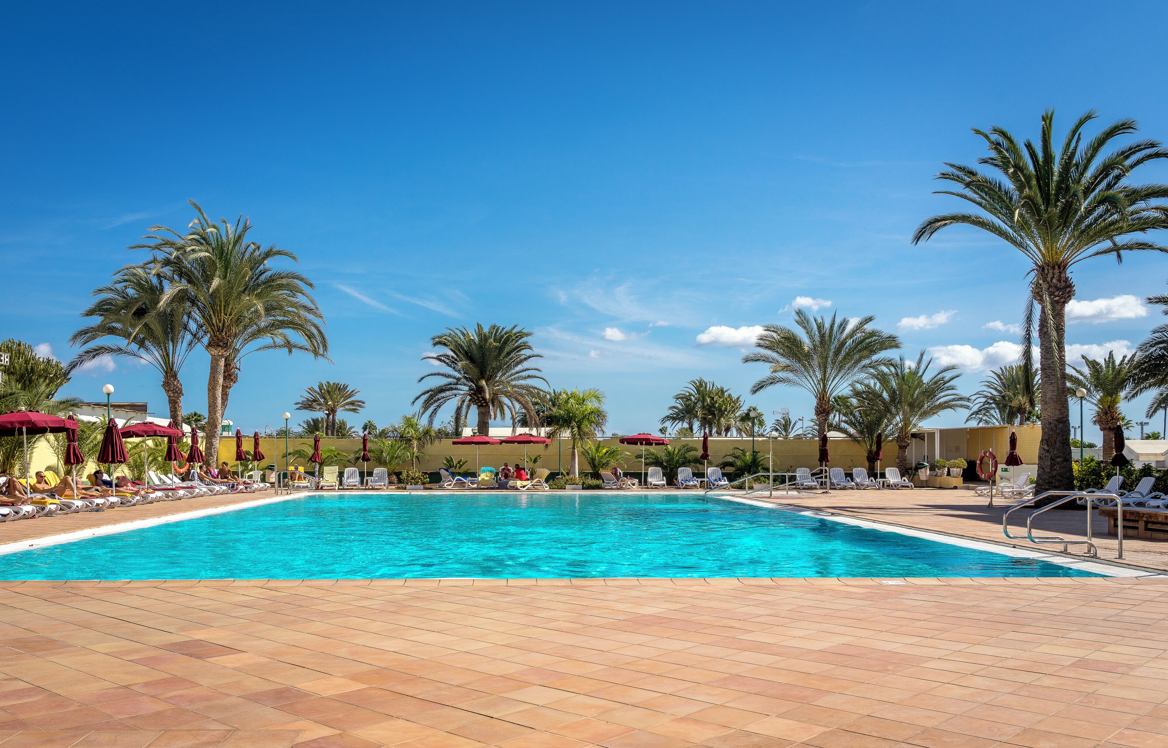 Piscine extérieure, piscine chauffée