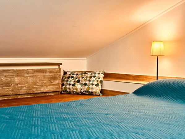 1 bedroom, iron/ironing board, travel cot, bed sheets