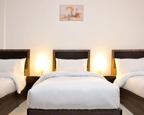 Premium bedding, free WiFi, bed sheets - Petra Cloud 1977 (Wadi Musa)