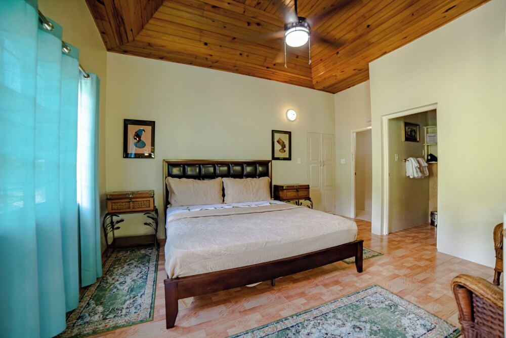 Buki Ocean View ένας (2 bedrooms, Sleeps 6) Whitehouse Vrbo