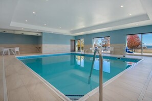 Indoor pool - Holiday Inn Express and Suites Oscoda by IHG (Oscoda)