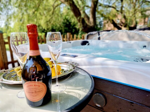 Food and drink - 8 Coach House (Preston)