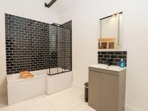 Shower - 7 Holly Barn (Preston)