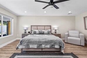 4 habitaciones, tabla de planchar con plancha, wifi y ropa de cama