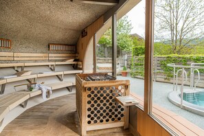 Sauna, tina de hidromasaje y baño de vapor 
