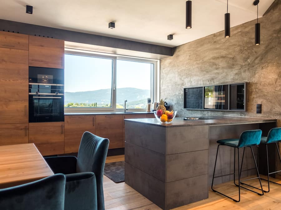Penthouse Sol | Private kitchen | Full-sized fridge, microwave, oven, stovetop