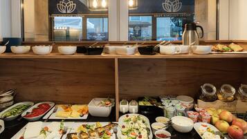 Dagelijks ontbijtbuffet inbegrepen