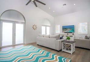 Unclassified image, 4 of 25, button