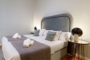 1 Schlafzimmer, Bügeleisen/Bügelbrett