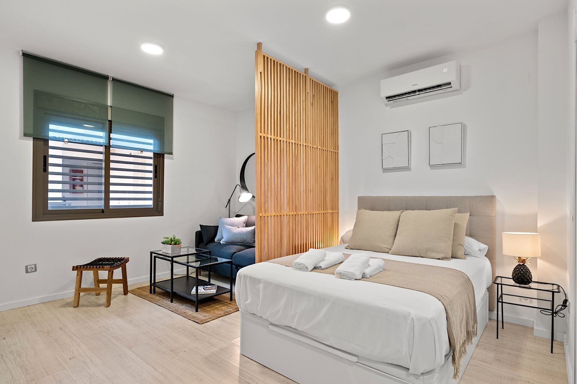 1 makuuhuone, silitysrauta/-lauta