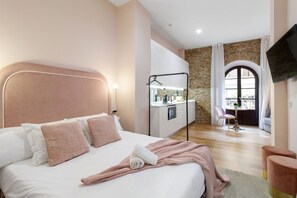 1 Schlafzimmer, Bügeleisen/Bügelbrett