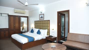 Deluxe Room | Free WiFi, bed sheets