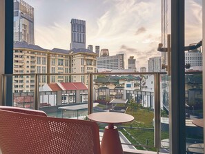 迷你吧、書桌、隔音、免費無線上網