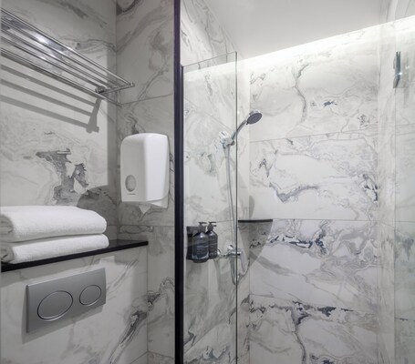 Hotel Mi Rochor - Image 17