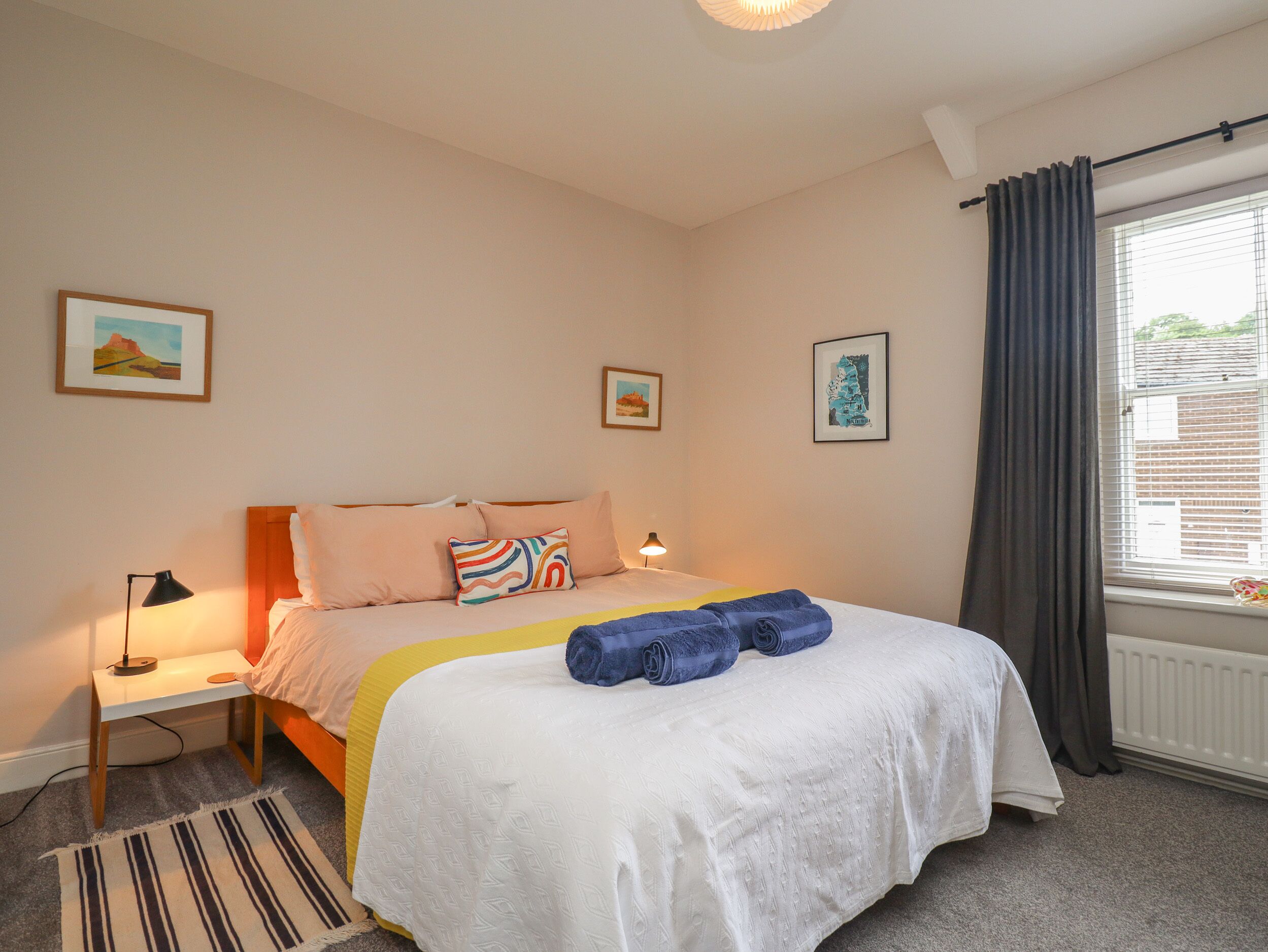 2 bedrooms, individually decorated, individually furnished, free WiFi