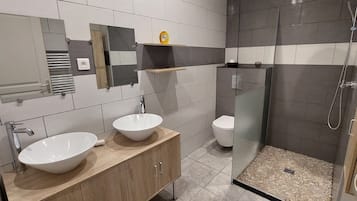 Shower, soap