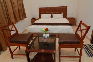 Egyptian cotton sheets, premium bedding, desk, soundproofing