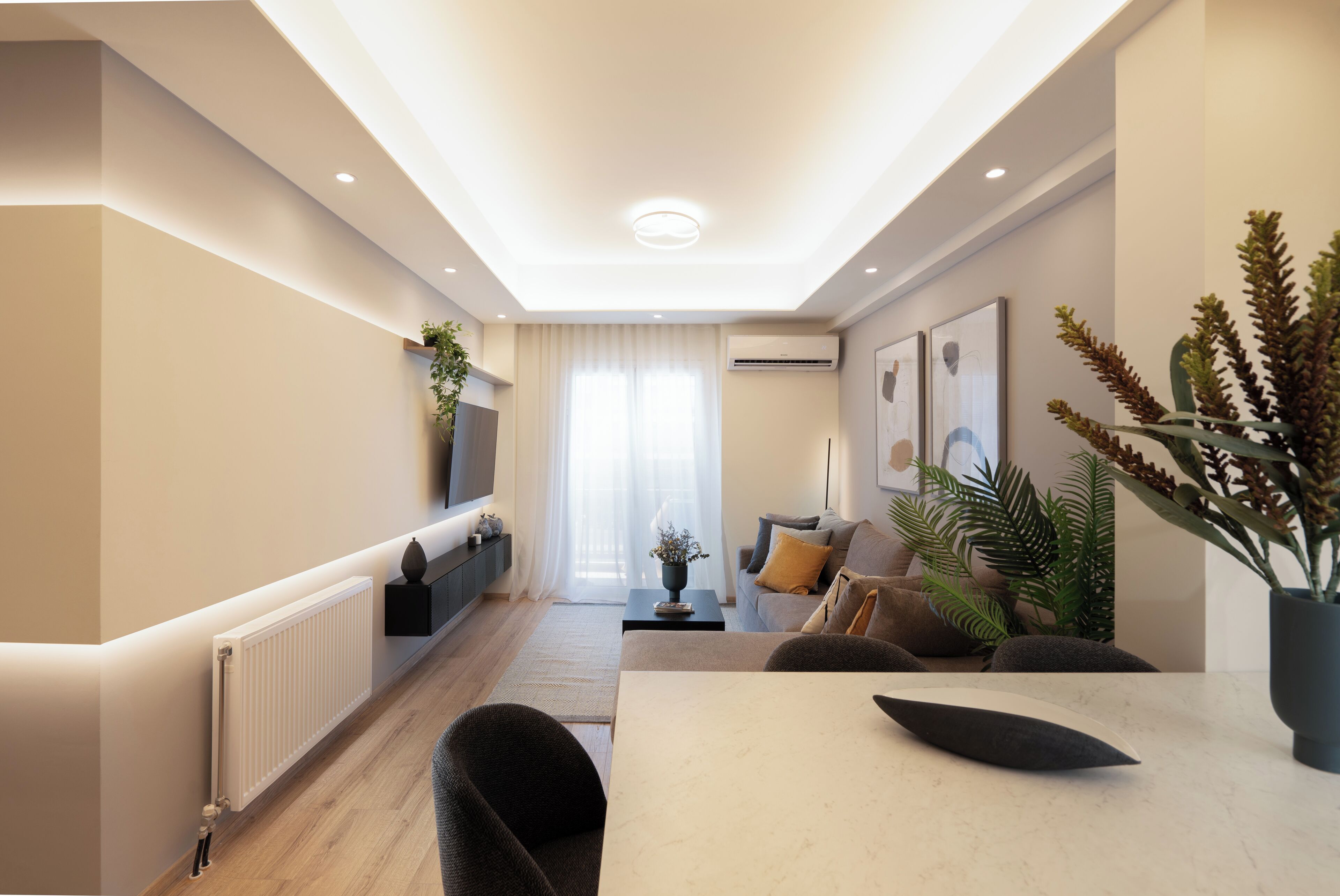 都會公寓 | 客廳 | 55 吋智能電視連有線電視頻道