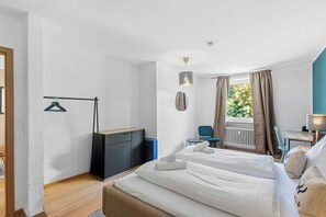 1 quarto, escrivaninha, berço de viagem, Wi-Fi de cortesia