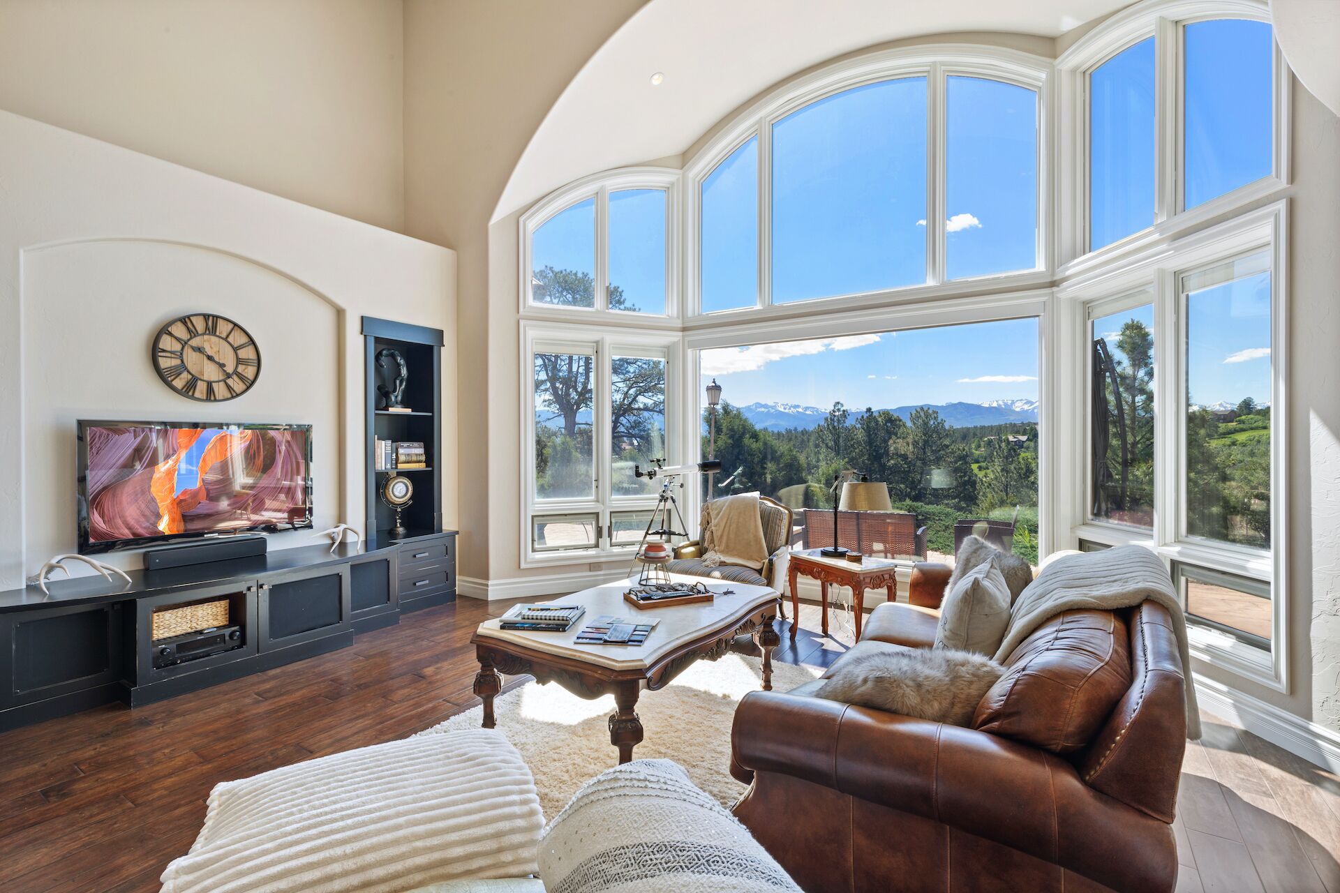 New! Stunning Log Hill Home on the Divide Golf Course - Fitness Room & Sauna