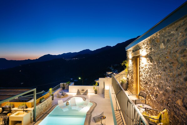 View from property - Mirthea Suites (Agios Vasileios)
