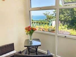 Monolocale Deluxe, bagno in camera, vista mare (Self Catering Garden) | Hall