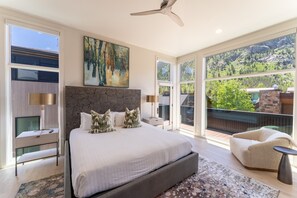 3 Schlafzimmer, Schreibtisch, kostenloses WLAN, Bettwäsche
