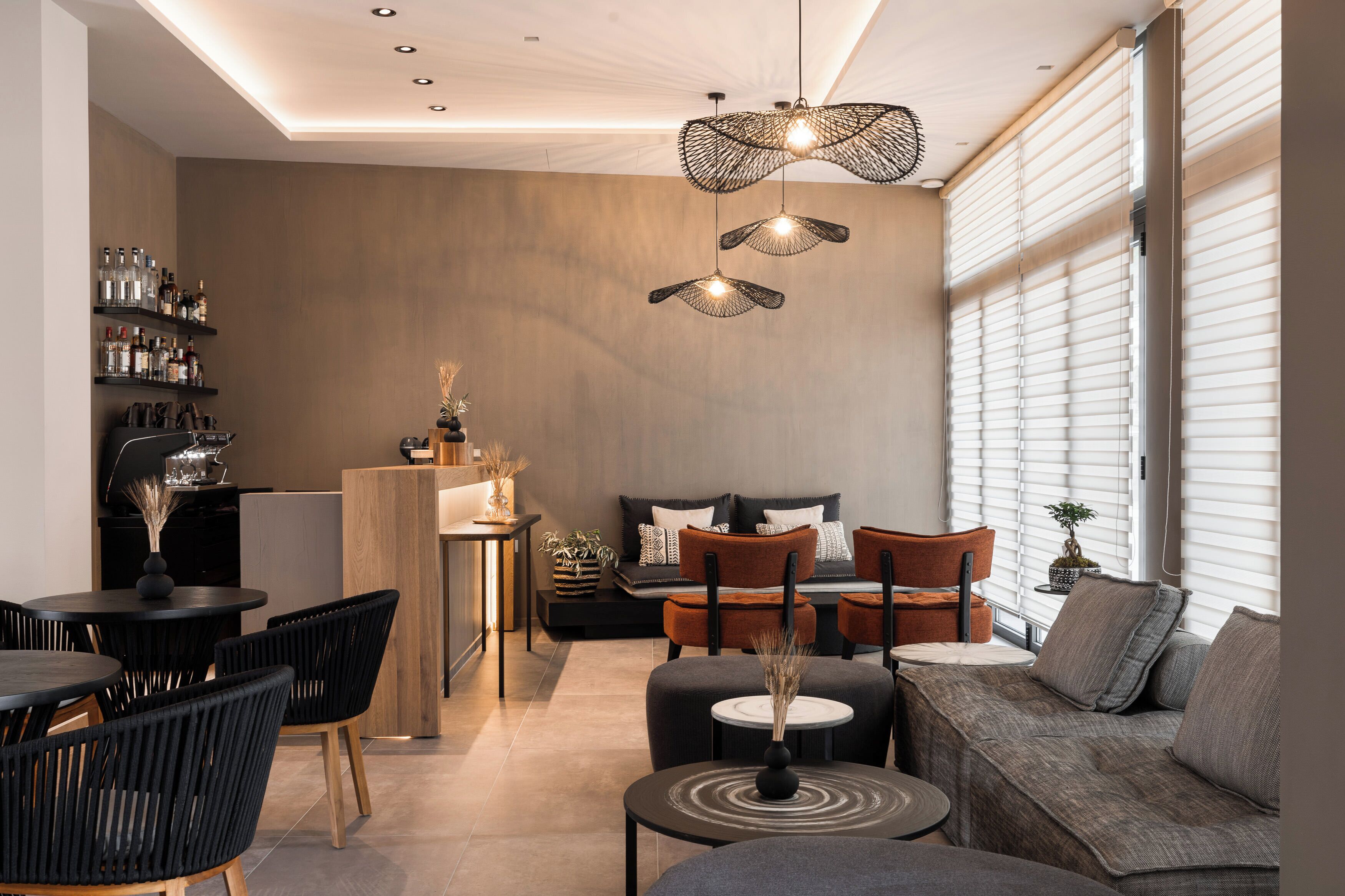 Buffet déjeuner gratuit tous les jours