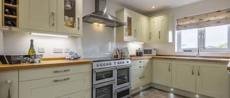 Microwave, dishwasher, coffee/tea maker, high chair