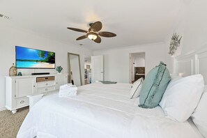 4 bedrooms, iron/ironing board, free WiFi, bed sheets