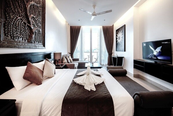 Deluxe Room | Free WiFi, bed sheets - Crystal Blue Boutique Hotel (Phnom Penh)