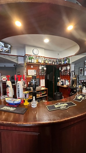 Bar (on property) - The Bruce Hotel (Newton Stewart)